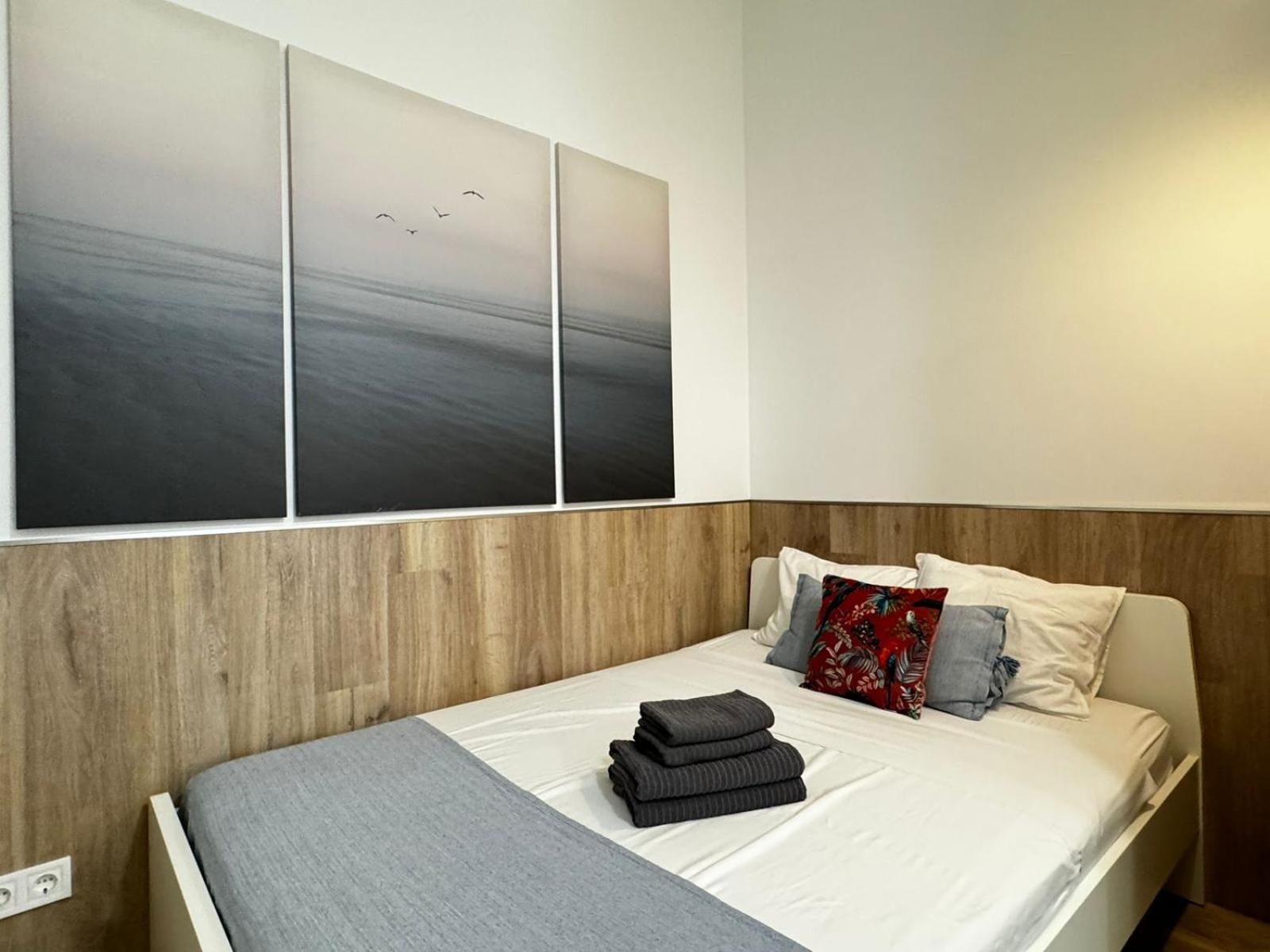 Aparthotel Rodrigues 15 Walencja Zewnętrze zdjęcie