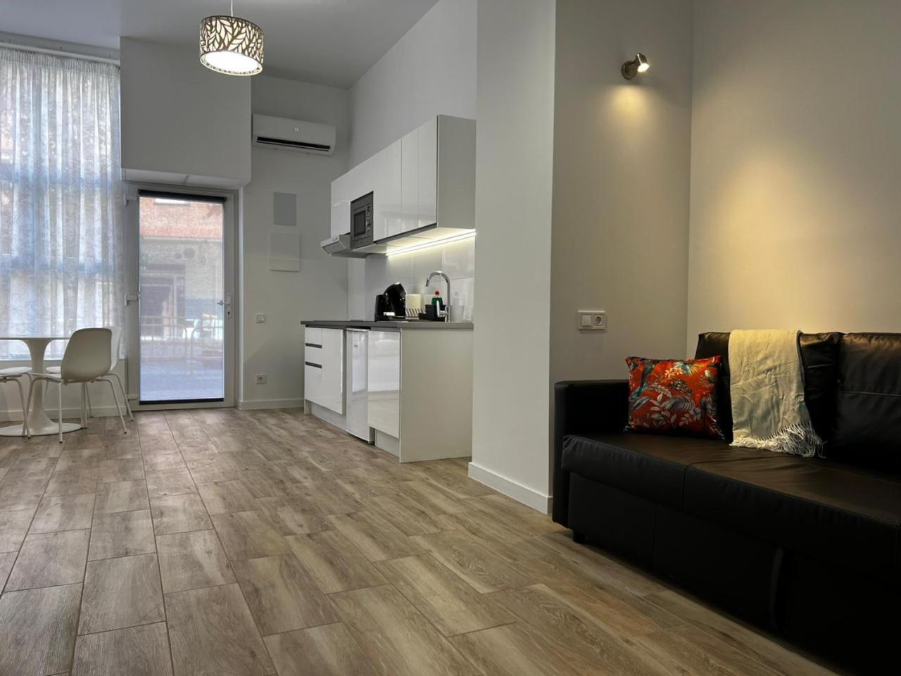 Aparthotel Rodrigues 15 Walencja Zewnętrze zdjęcie