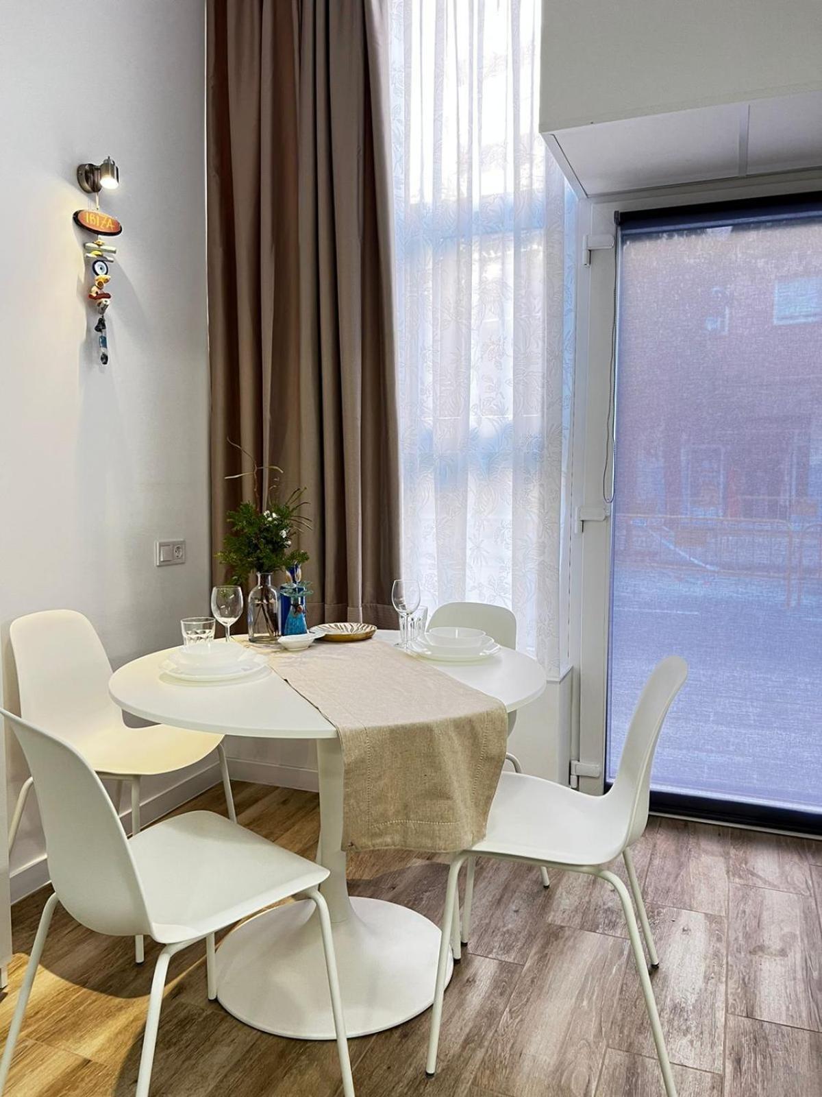 Aparthotel Rodrigues 15 Walencja Zewnętrze zdjęcie