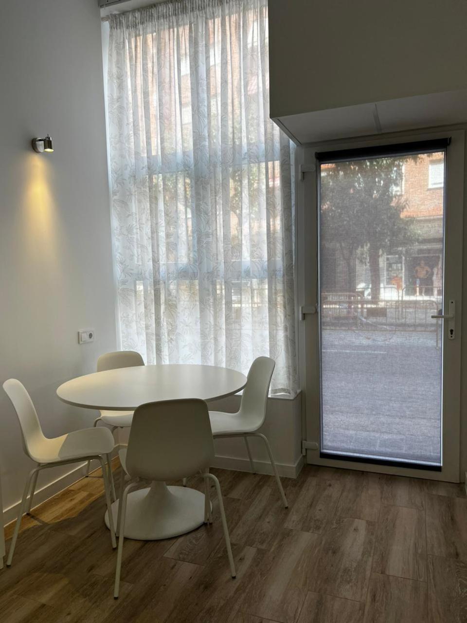 Aparthotel Rodrigues 15 Walencja Zewnętrze zdjęcie